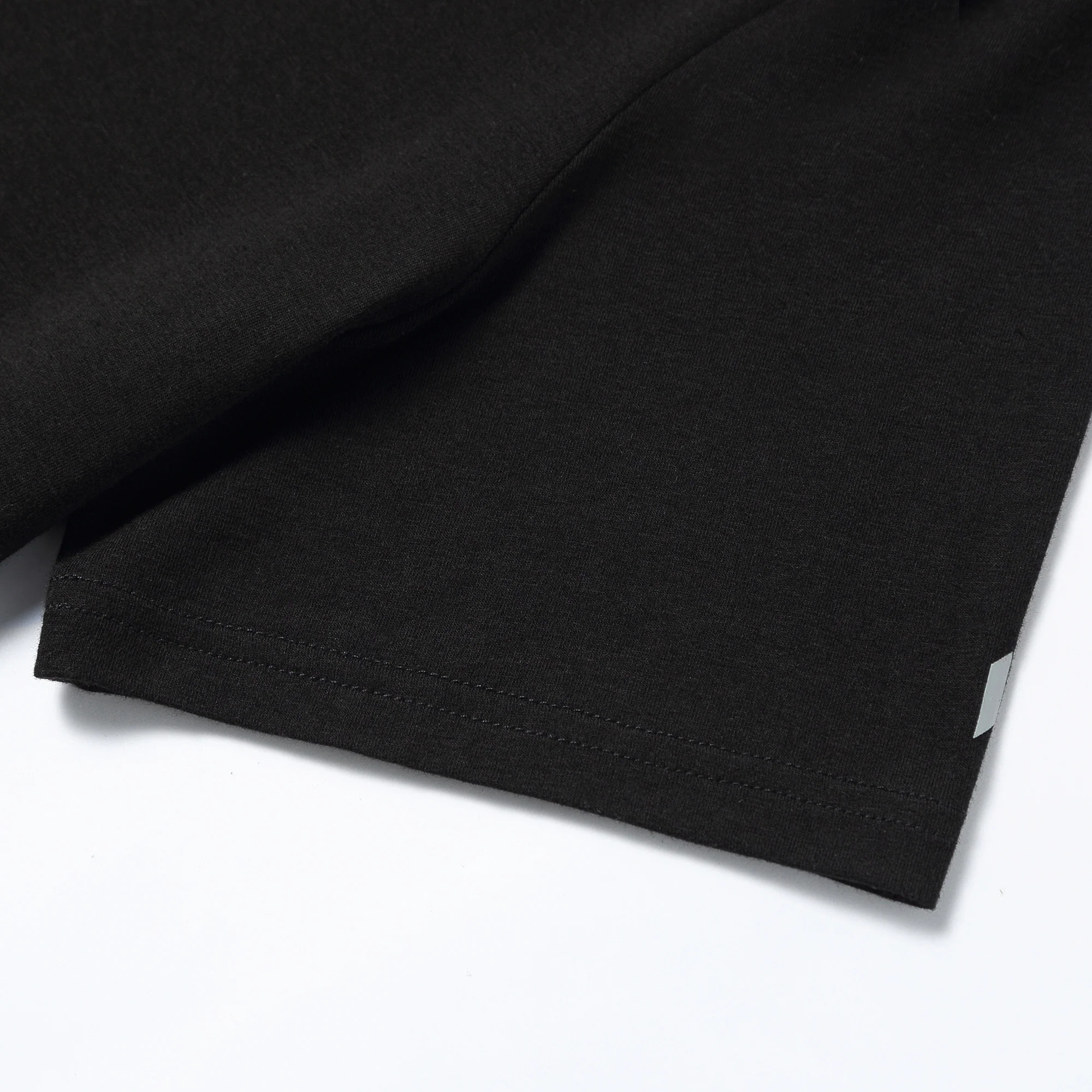 Minimalist HY-Blend Crew Tee Black - Image 3